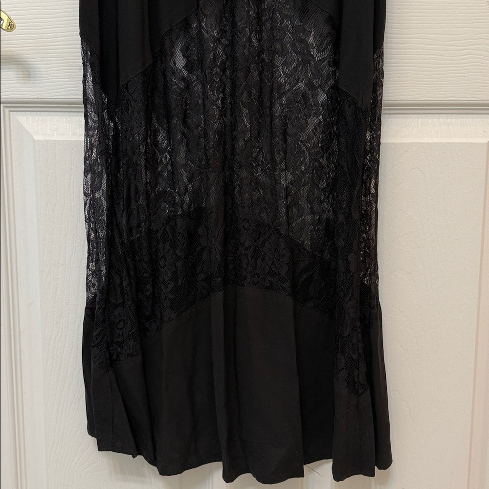 Express Lace Panel maxi dress - Picture 2 of 12